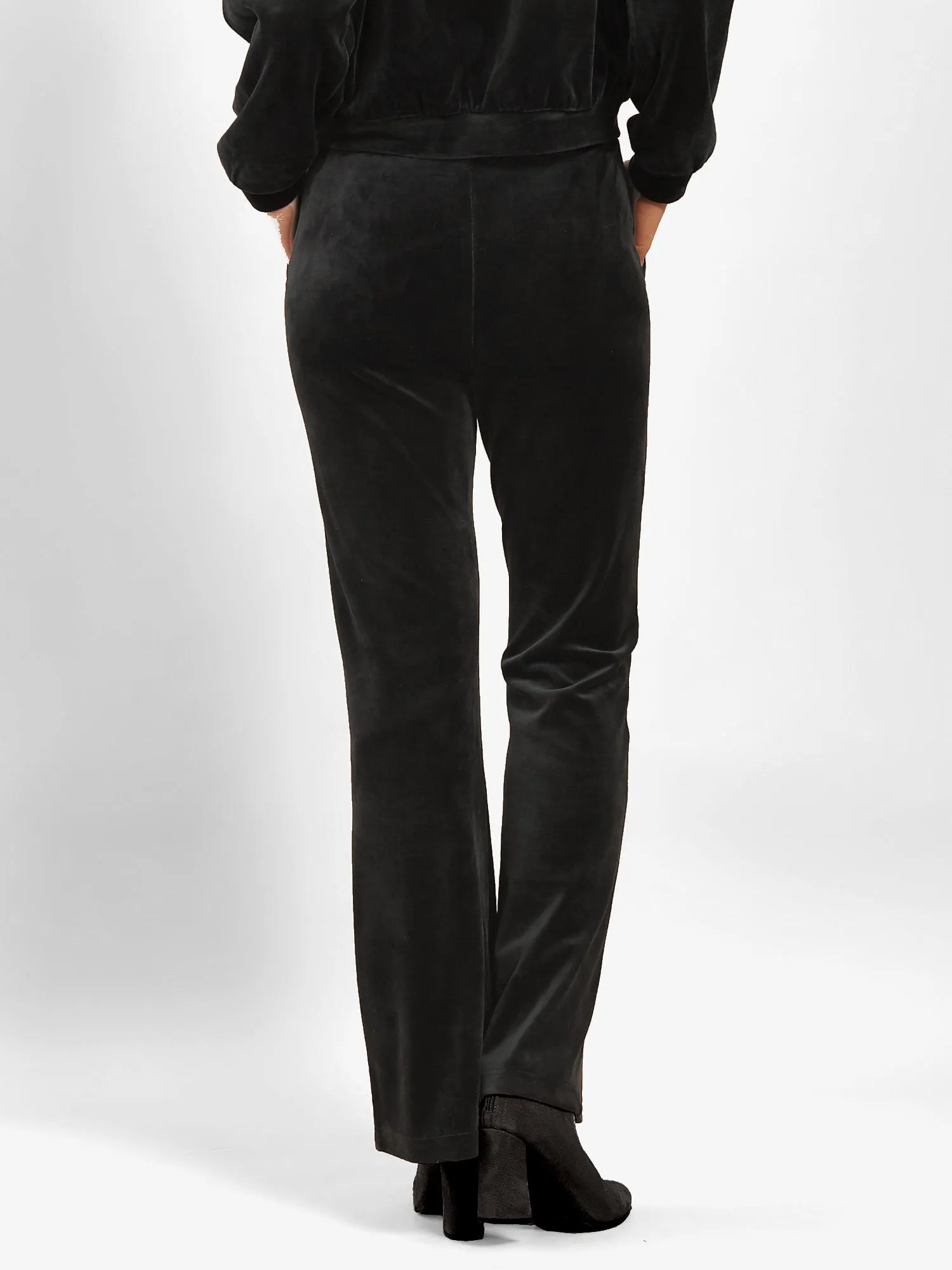 D.LIGHT Velour Flares
